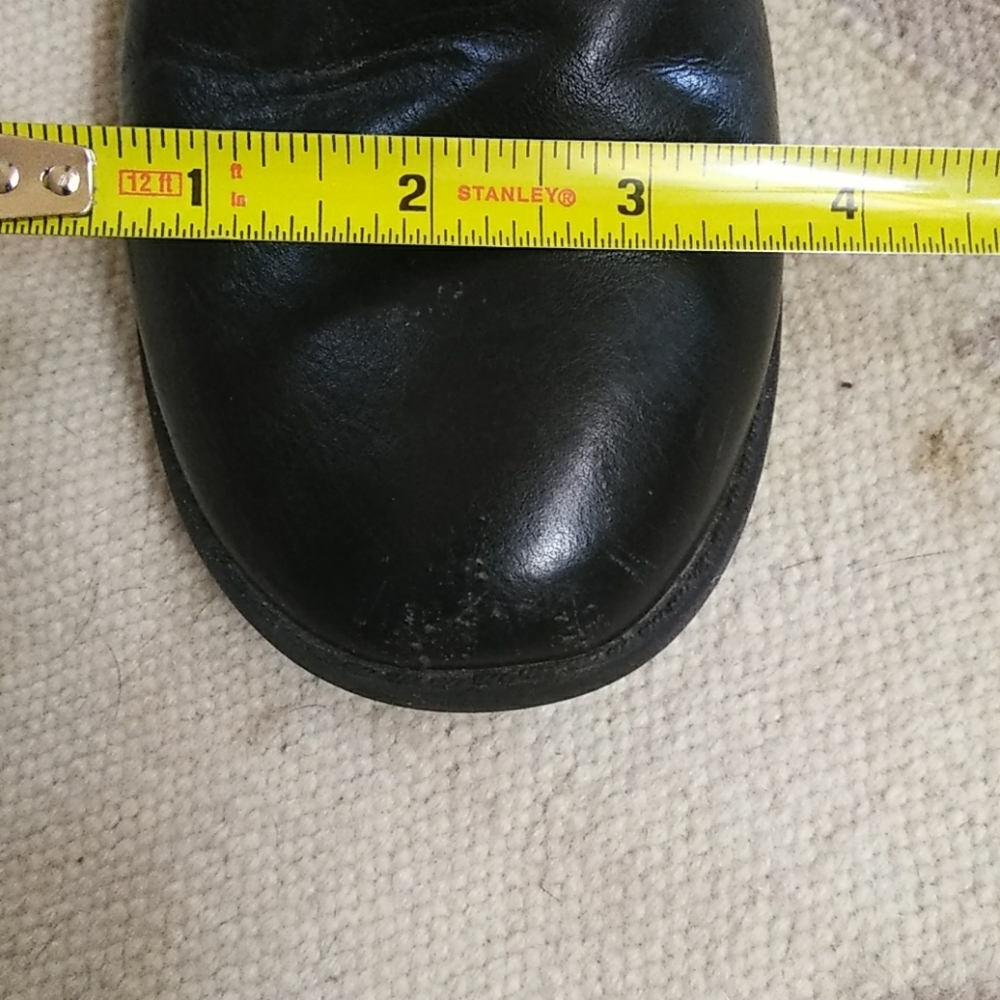 Boots - Picture 6 of 8